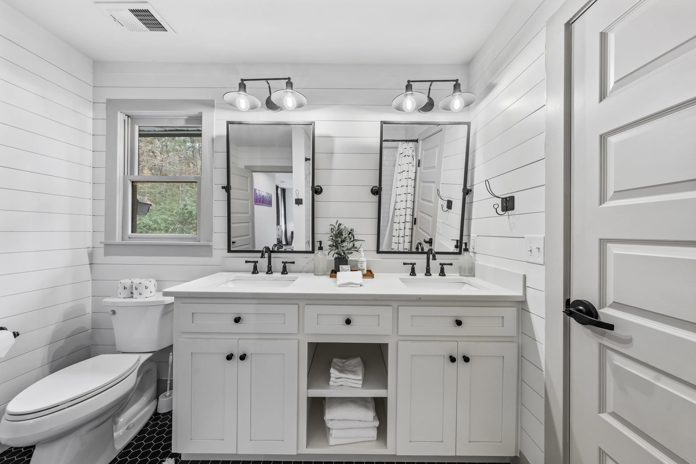 Wander Dahlonega Golden #44