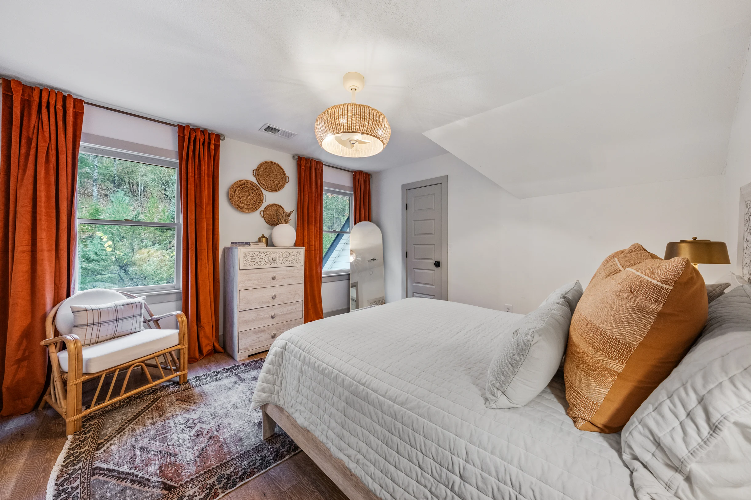 Wander Dahlonega Golden #86