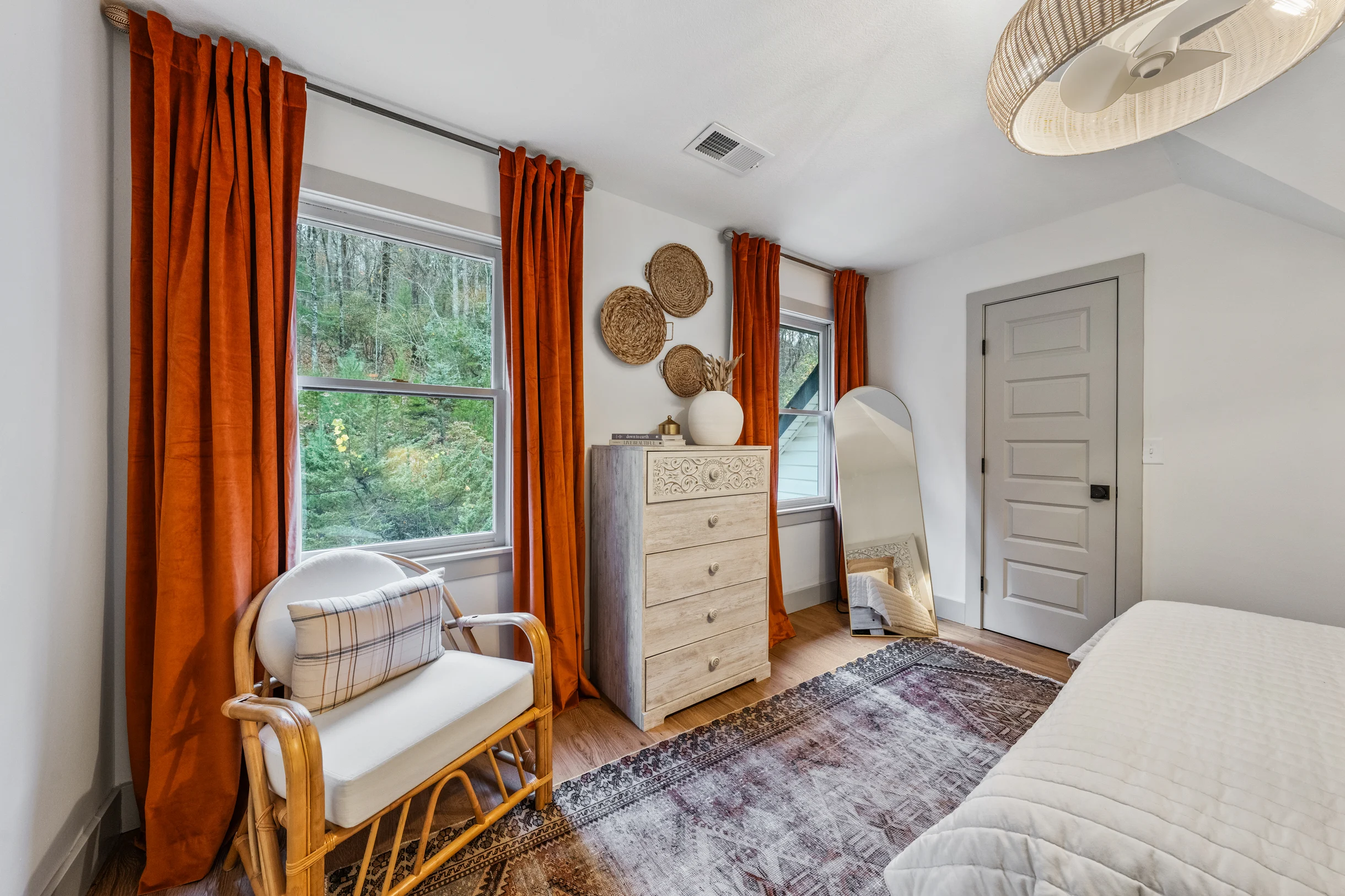 Wander Dahlonega Golden #103