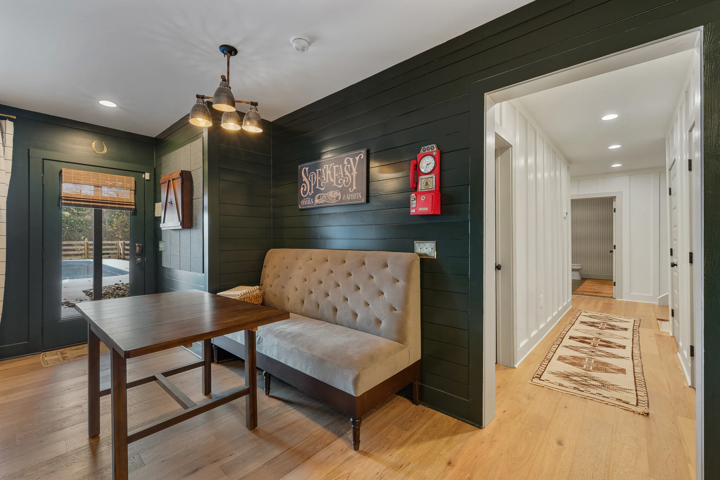 Wander Dahlonega Golden #123