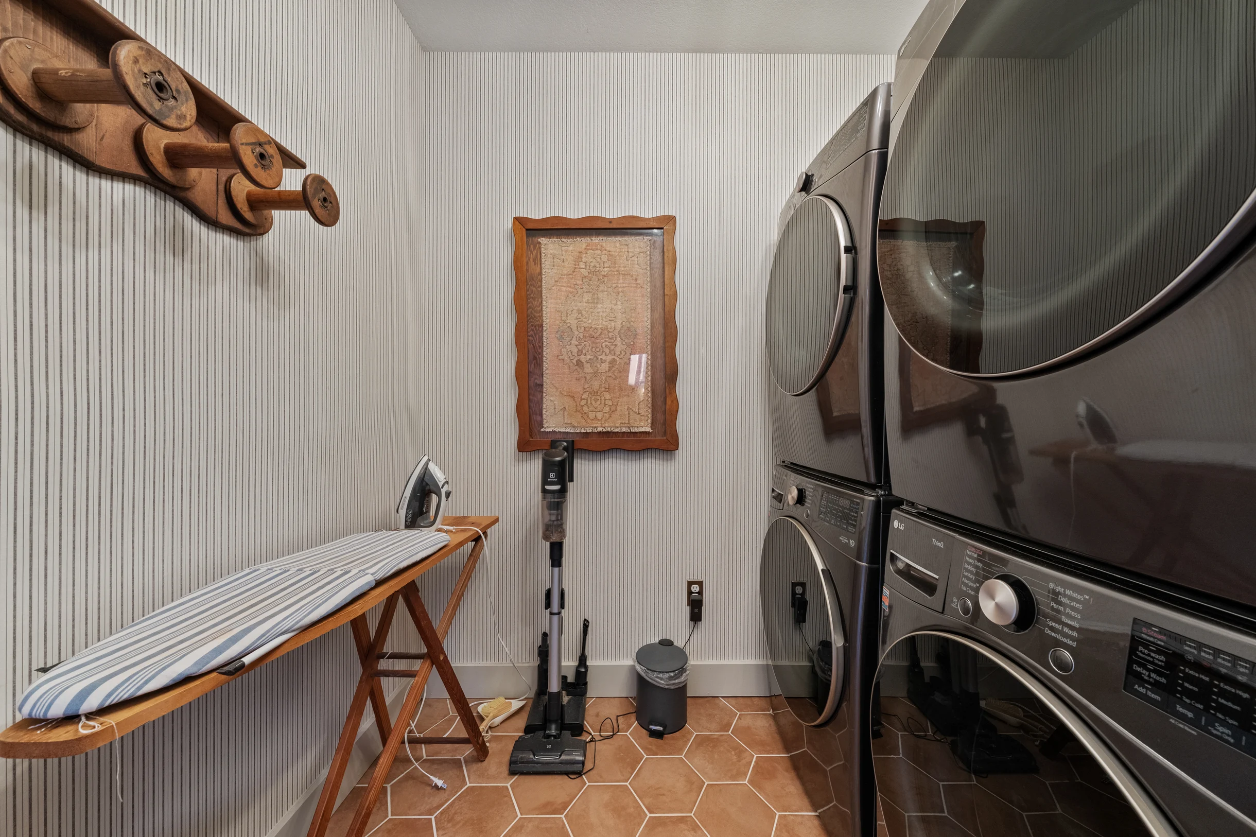 Wander Dahlonega Golden #49