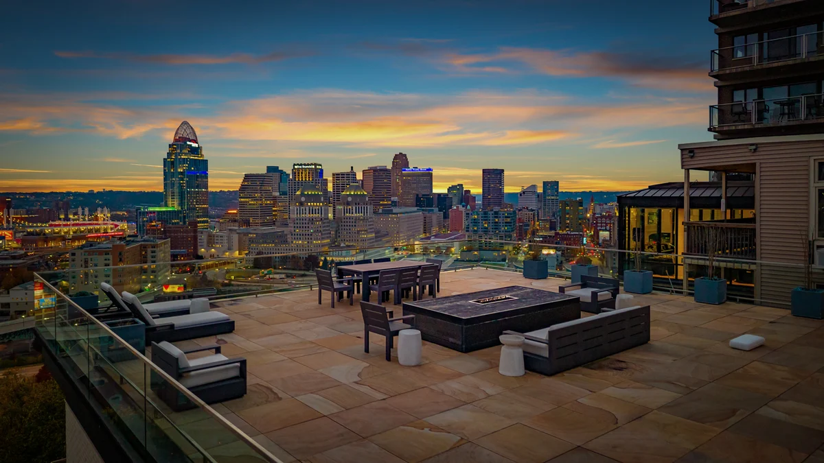 Wander Cincinnati Vista