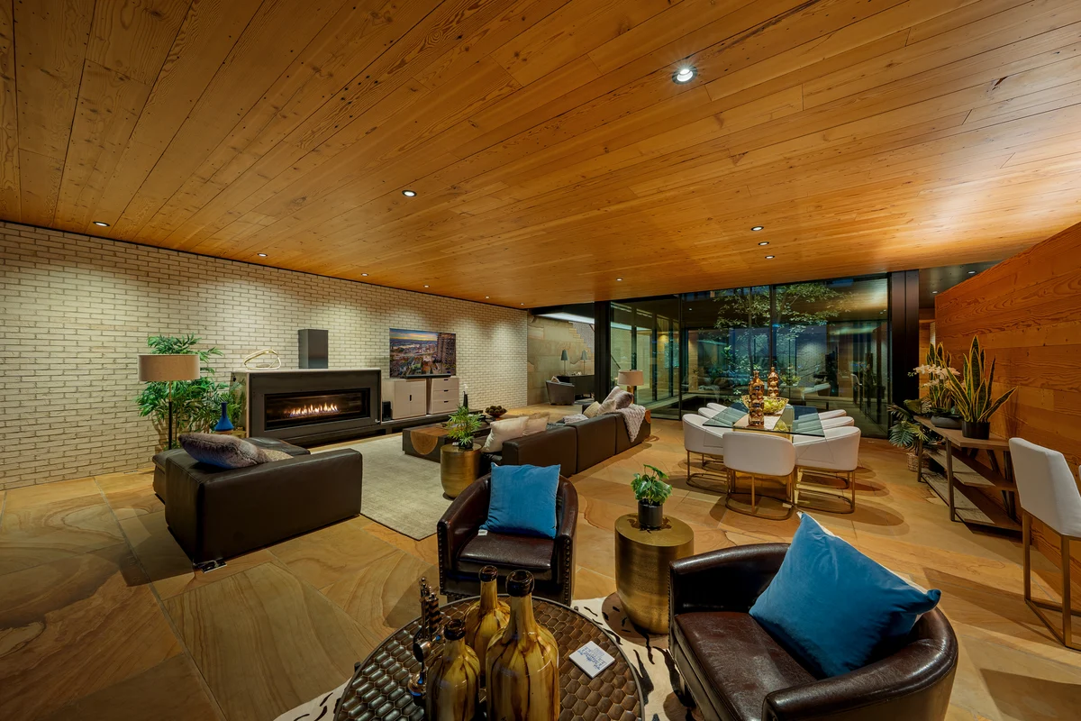 Wander Cincinnati Vista