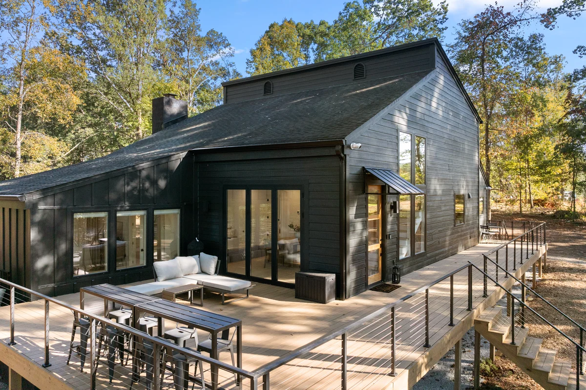 Wander Travelers Nest Cabin