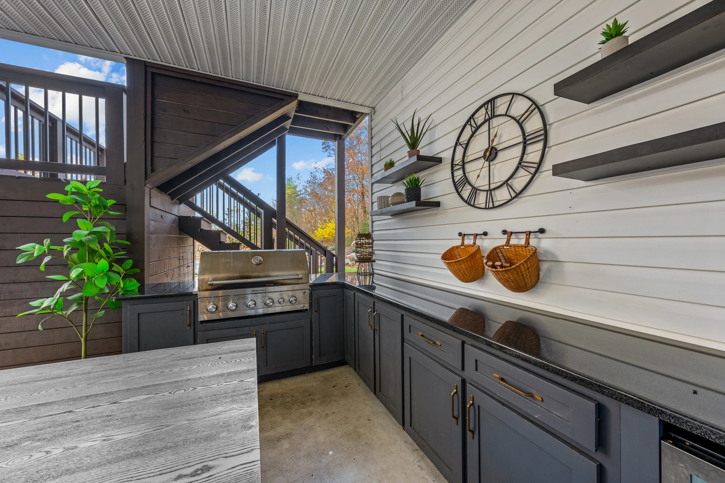 Wander Dahlonega Golden #124