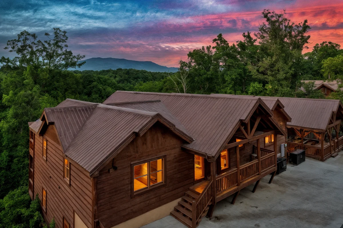 Wander Sevierville Summit #1