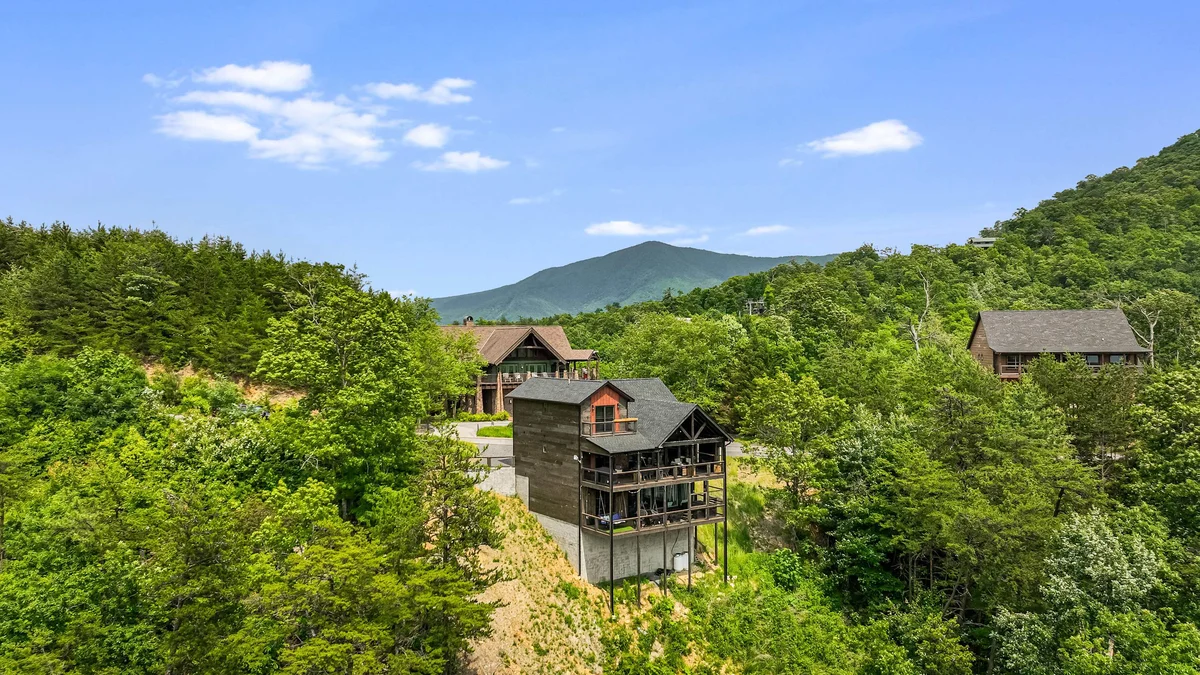 Wander Sevierville Smokies #1