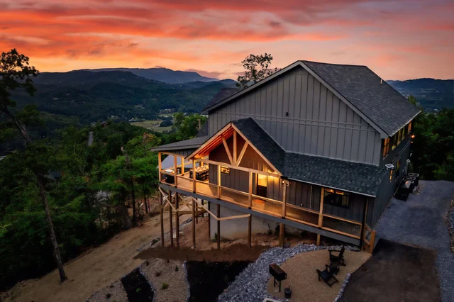 Wander Sevierville Bluff #2