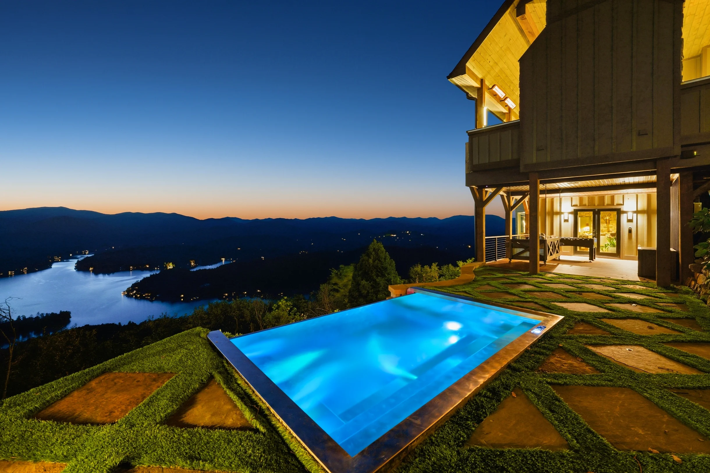 Wander Lake Burton #27