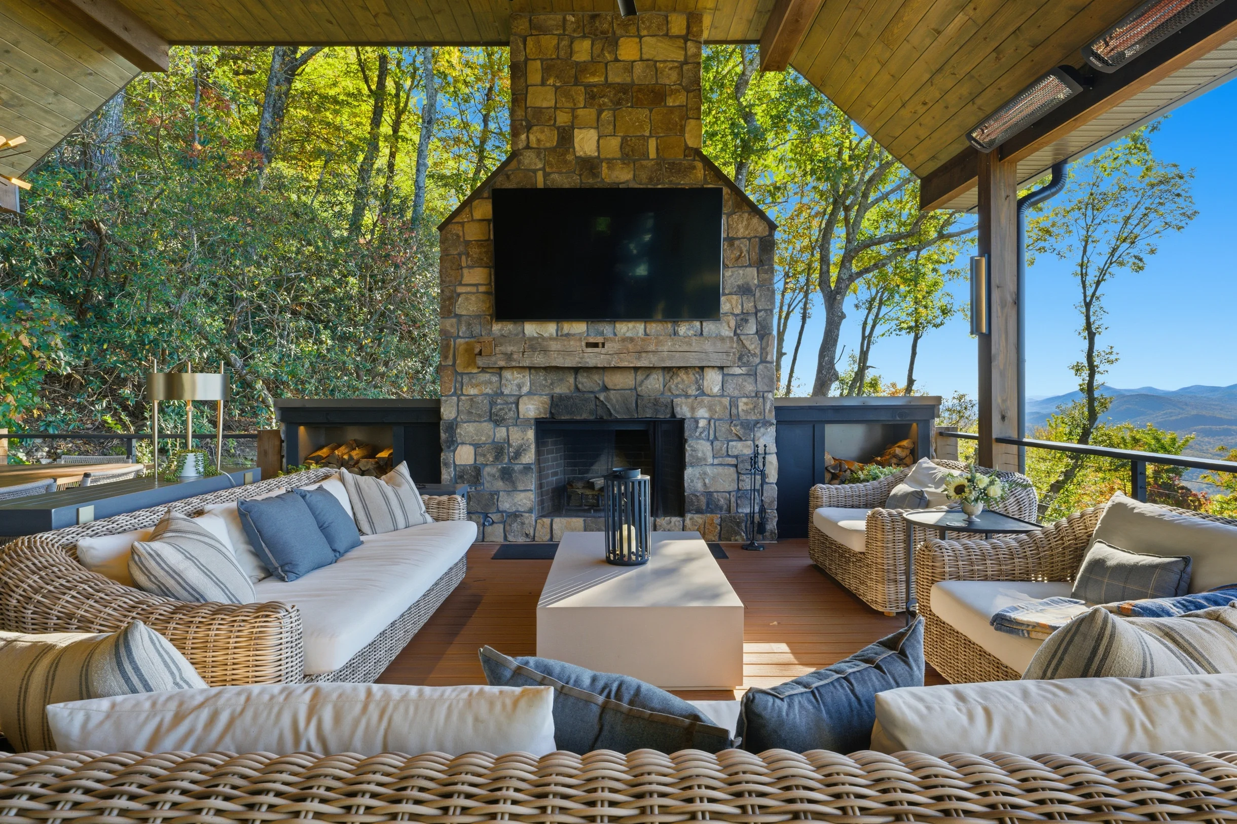 Wander Lake Burton #46