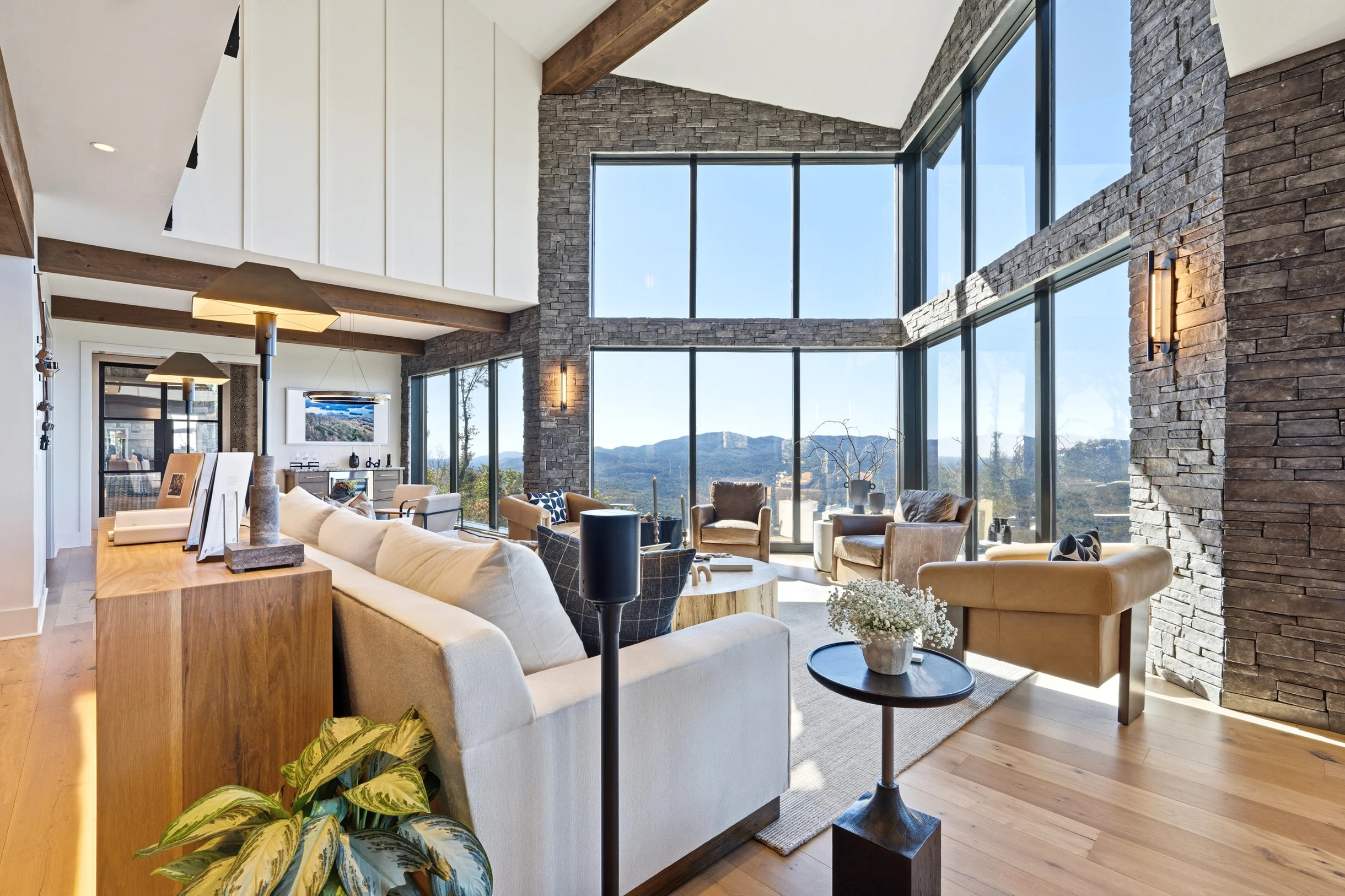 Wander Lake Burton #47