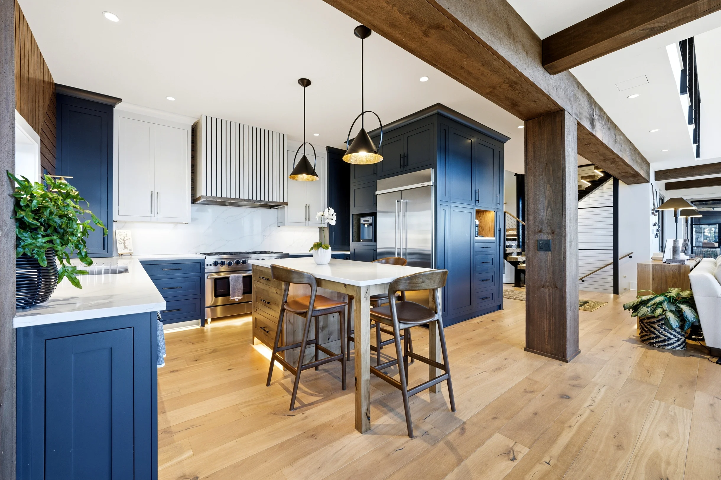 Wander Lake Burton #80