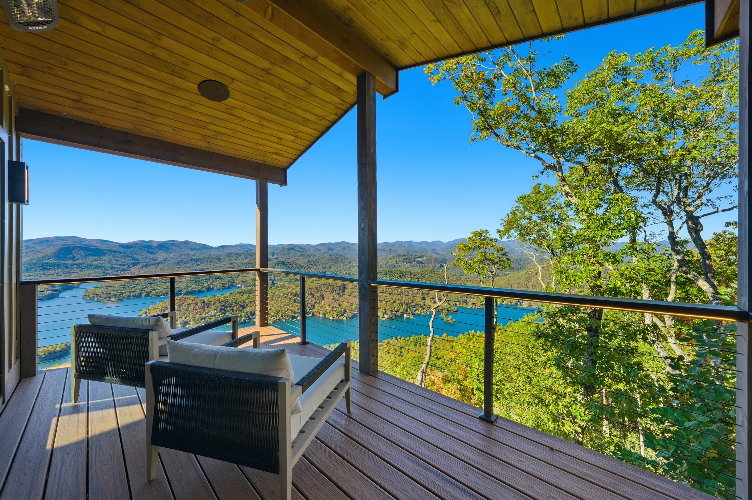 Wander Lake Burton #64