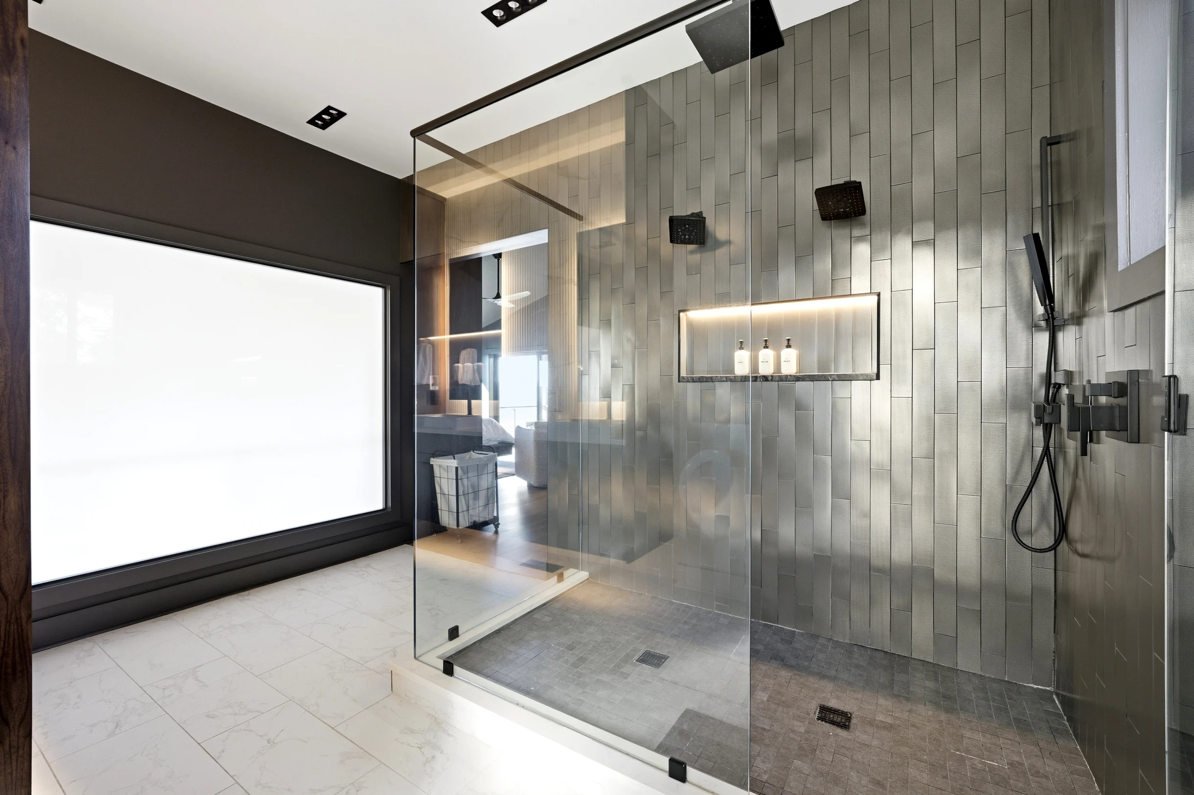 Wander Lake Burton #36