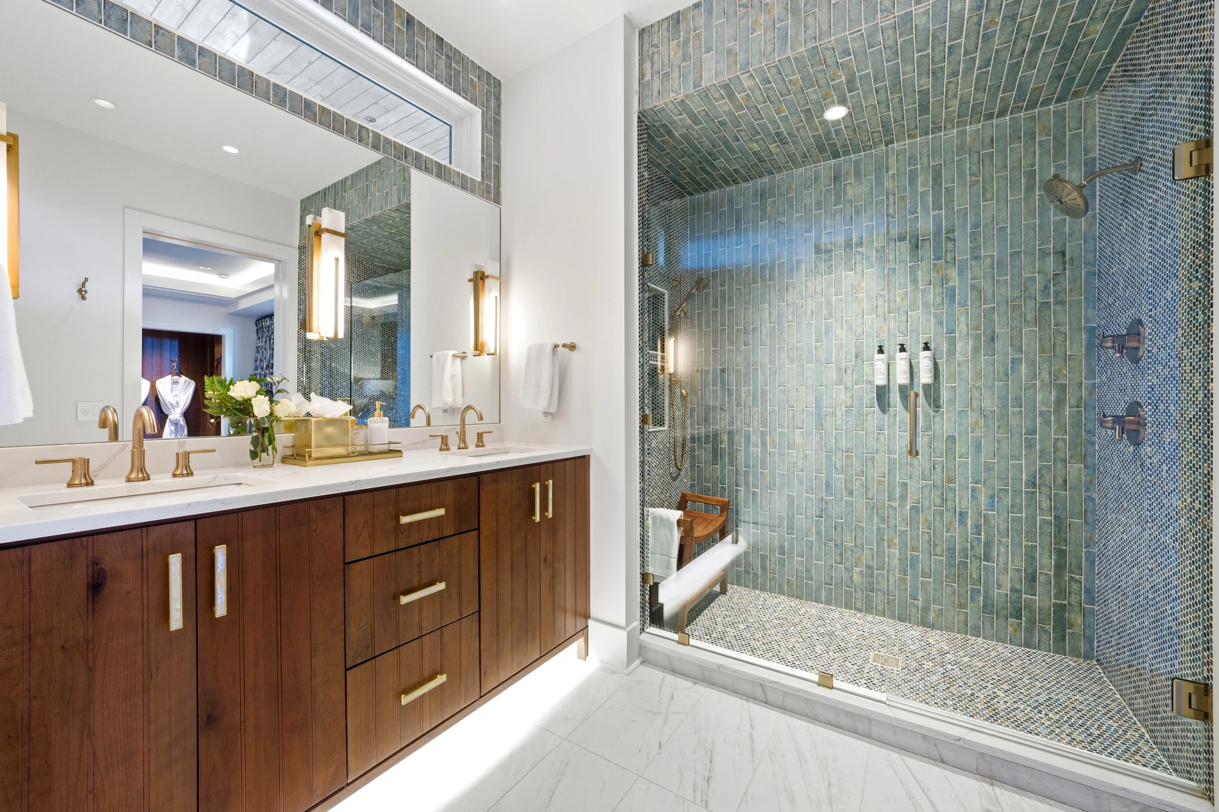 Wander Lake Burton #16