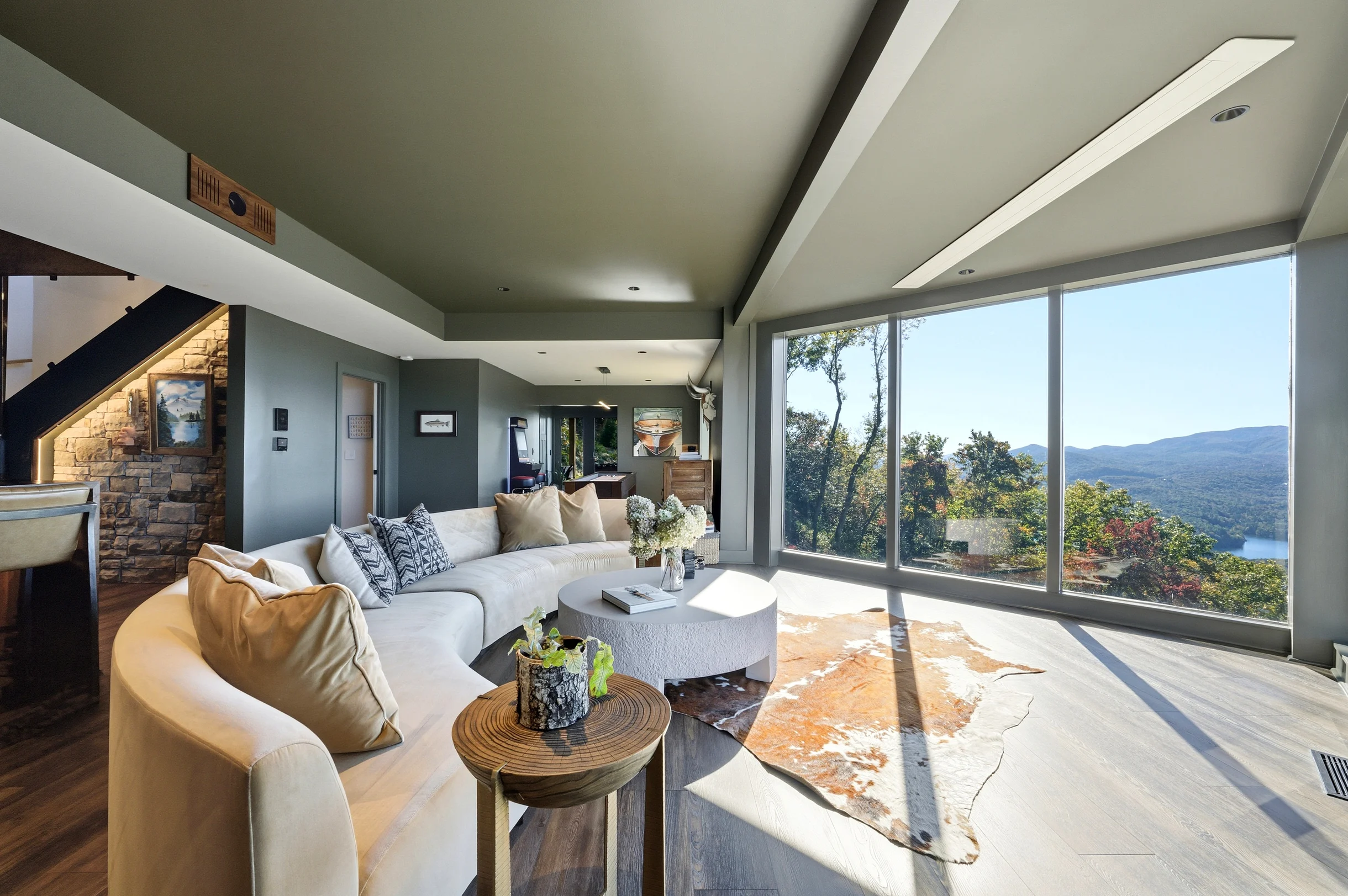 Wander Lake Burton #40