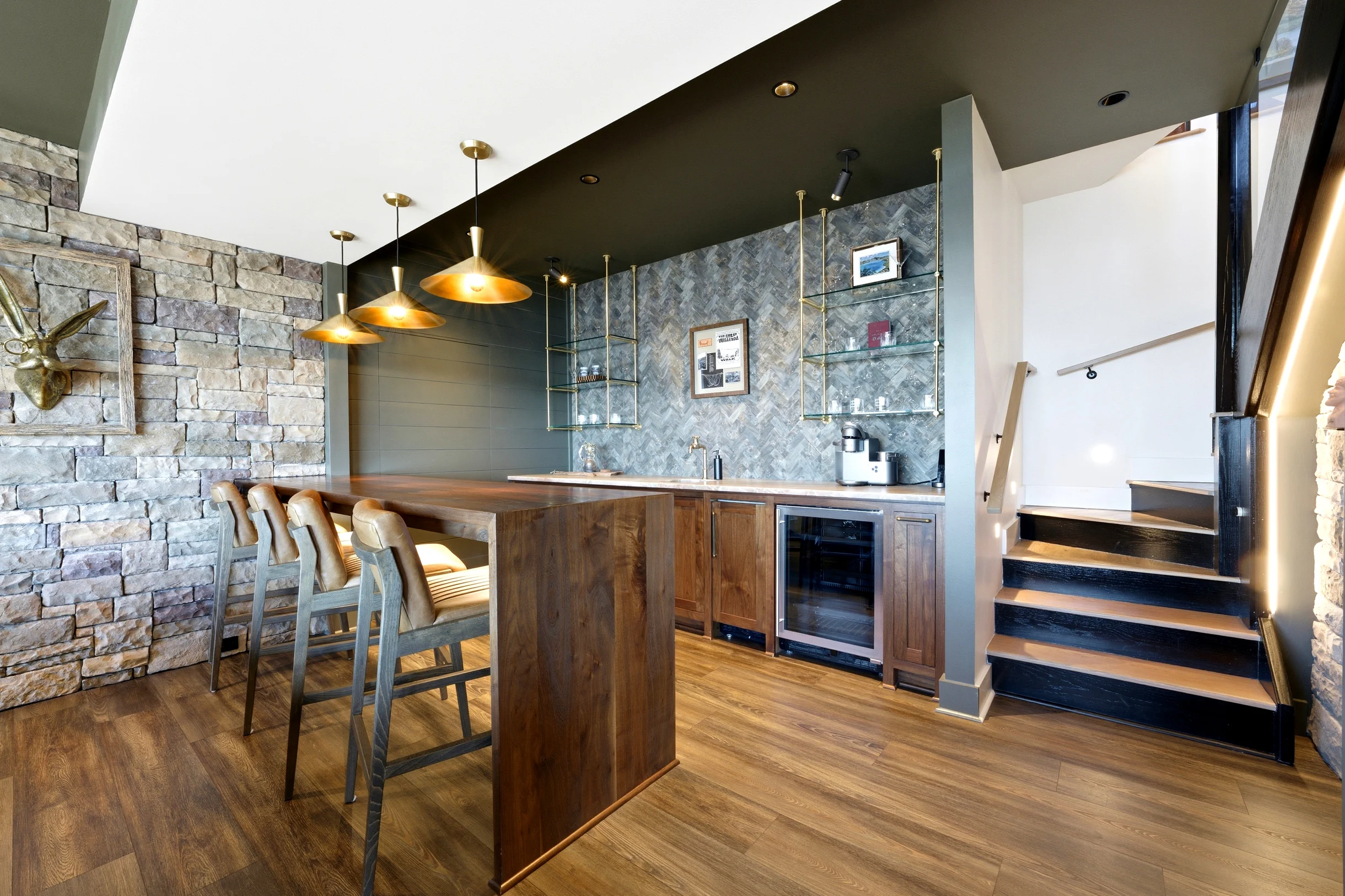 Wander Lake Burton #21