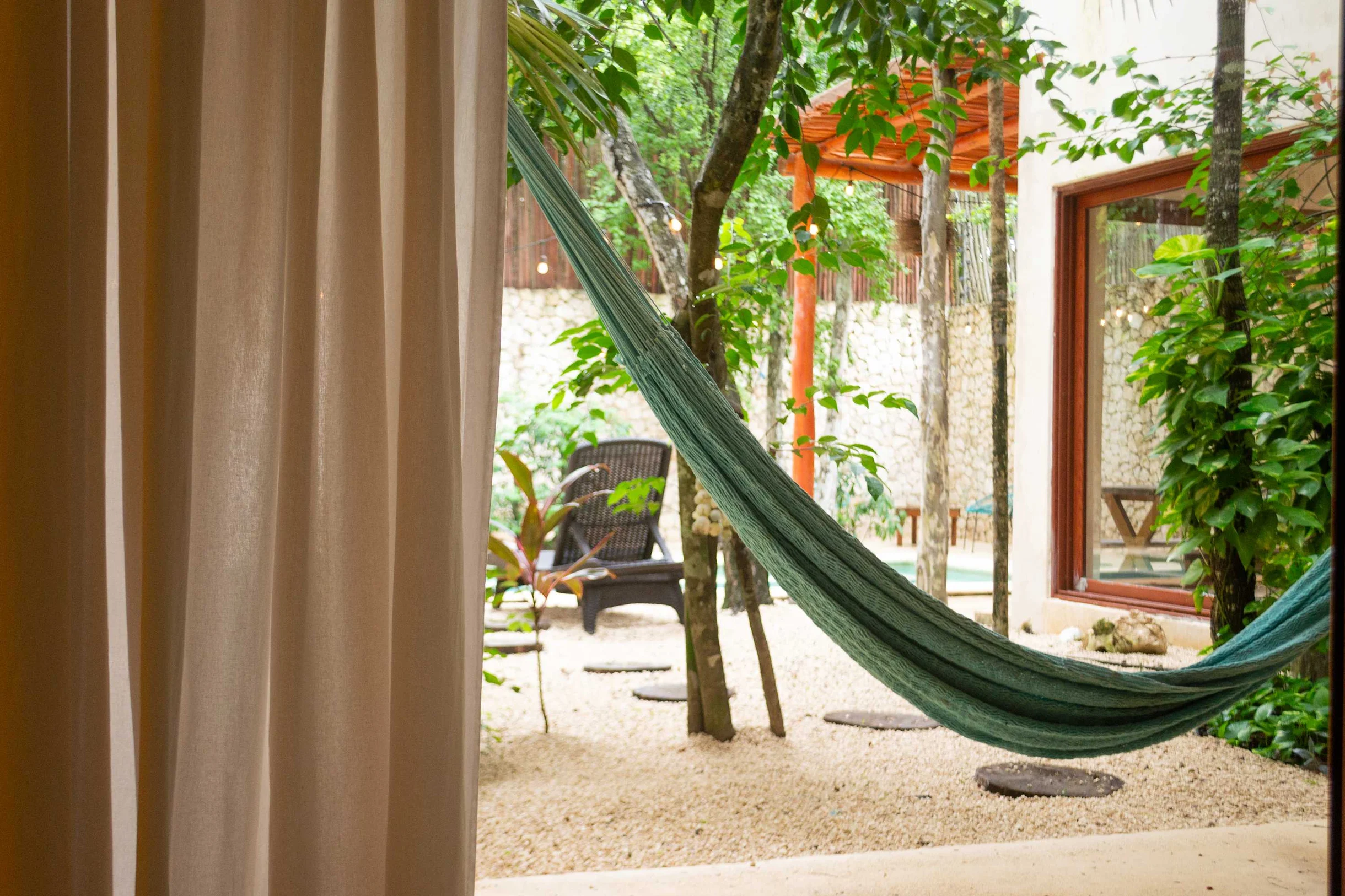 Wander Tulum Glow #24