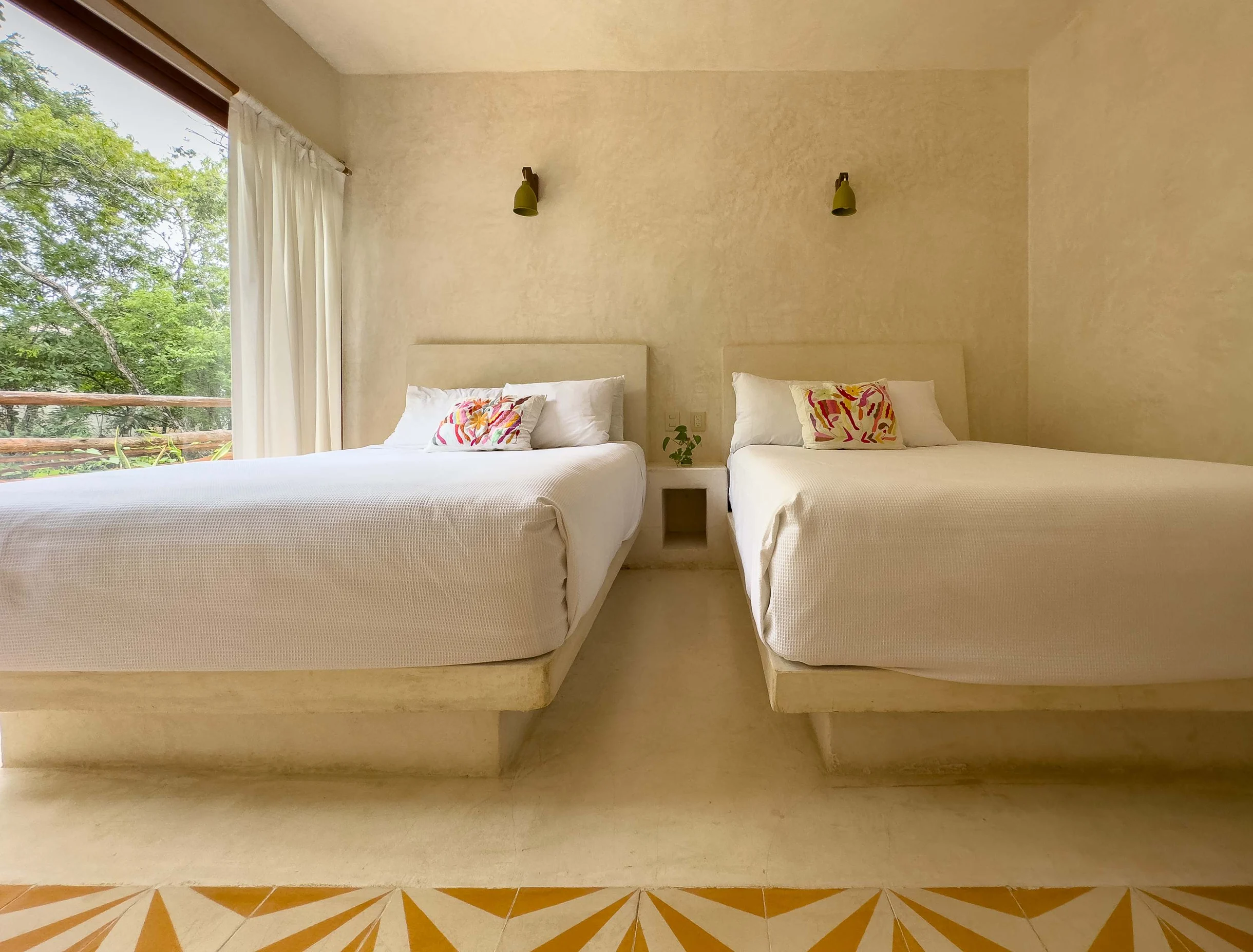 Wander Tulum Glow #19