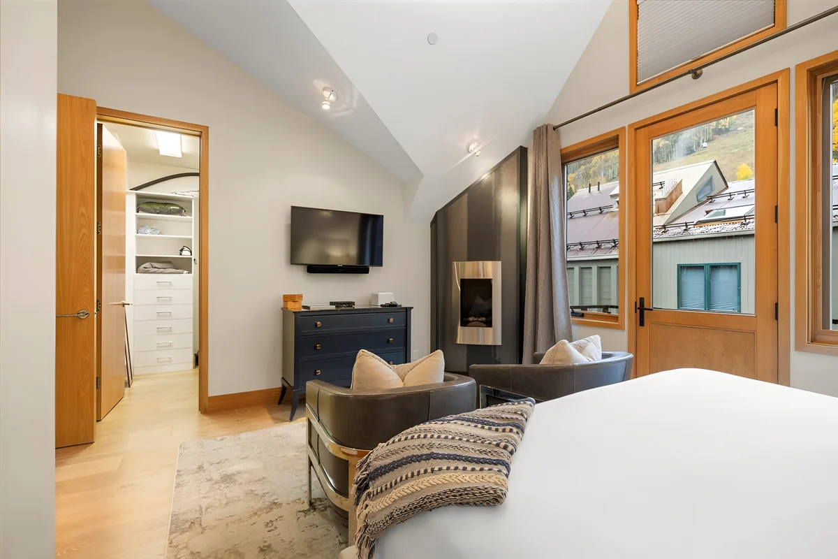 Wander Telluride Peaks