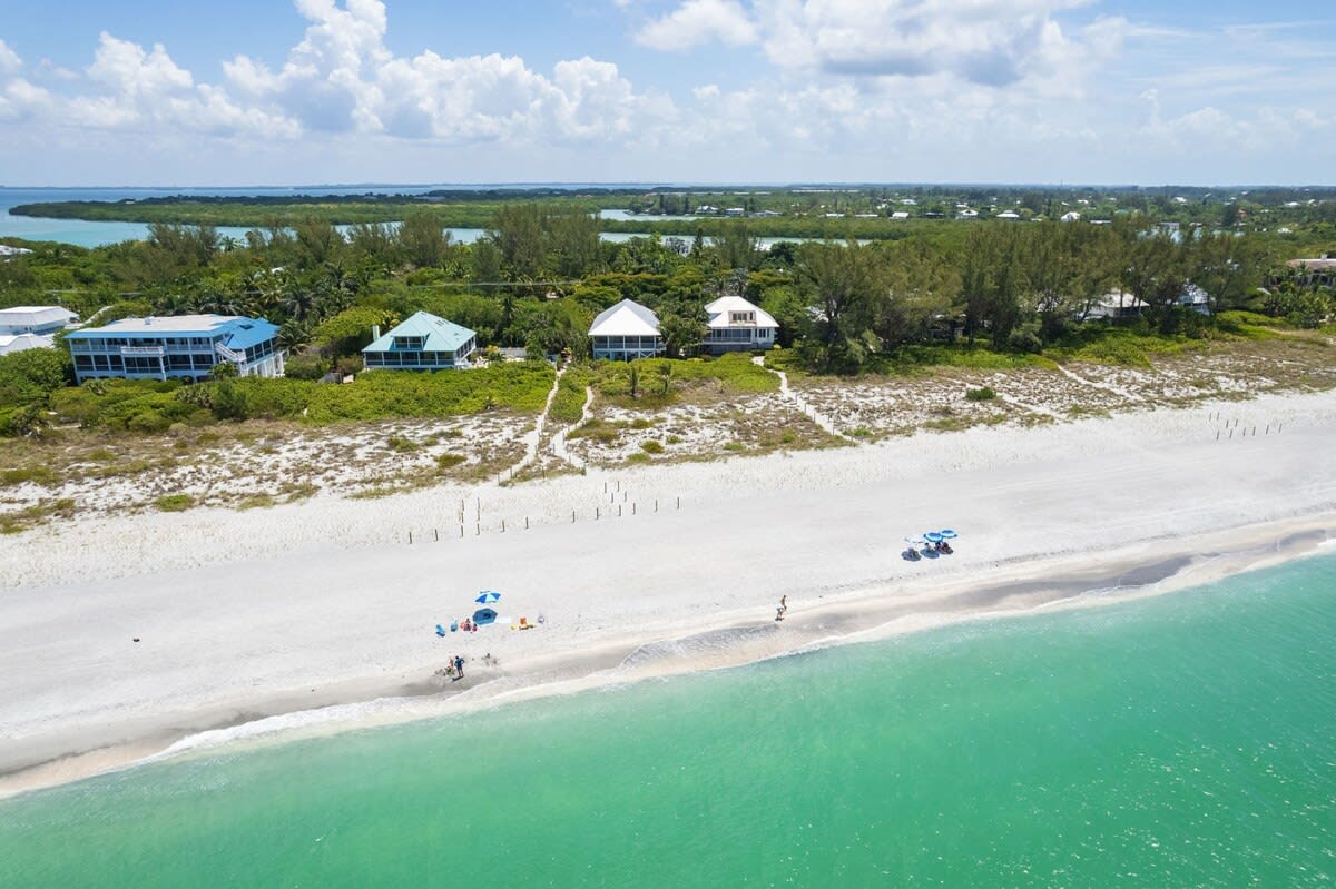 Home in Captiva property photo 4