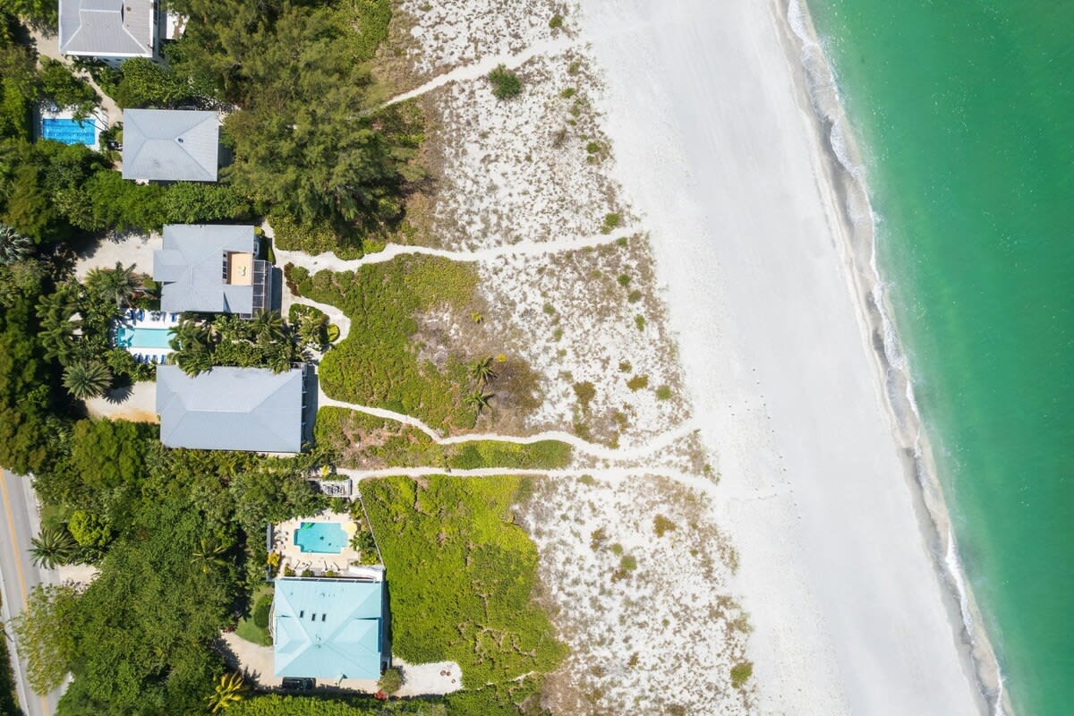Home in Captiva property photo 5