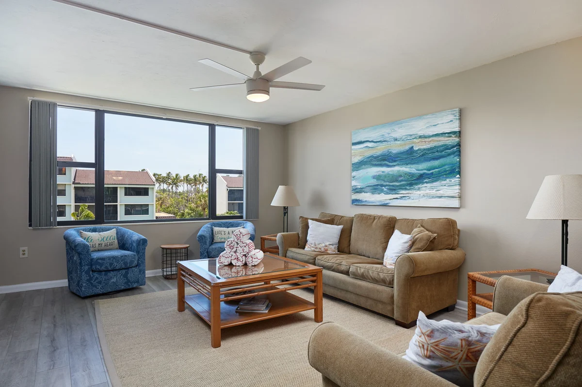 Condo in Sanibel property photo 2
