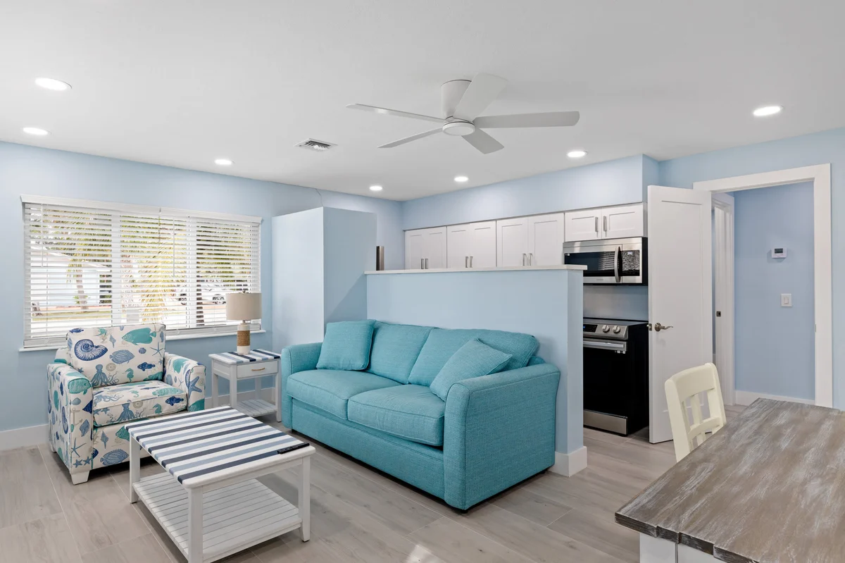 Property in Sanibel property photo 2