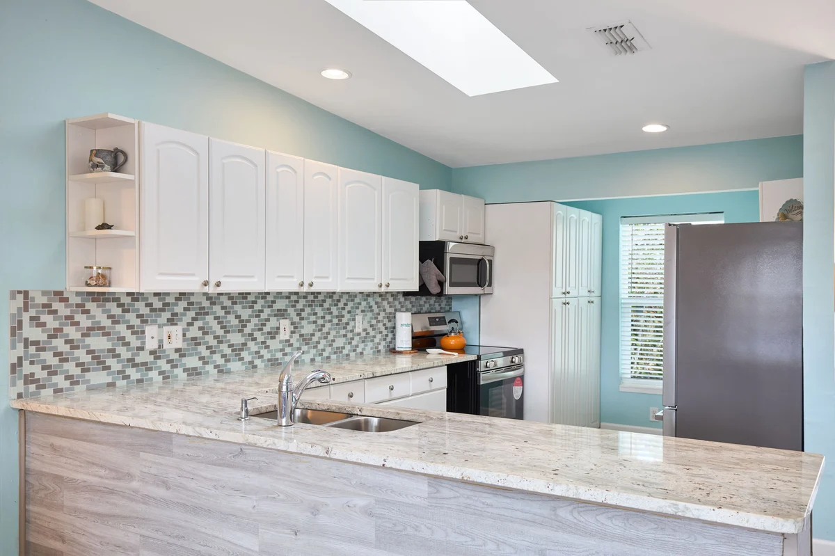 Home in Sanibel property photo 5