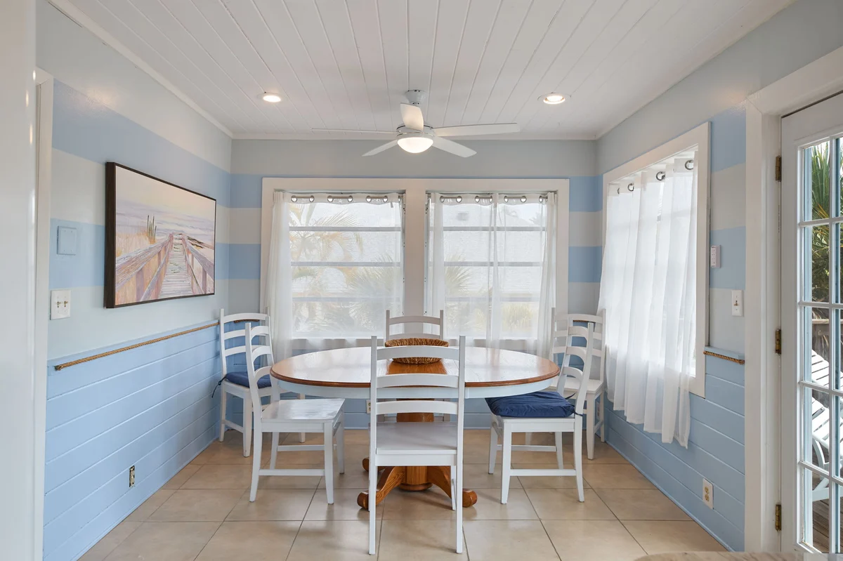 Home in Sanibel property photo 3