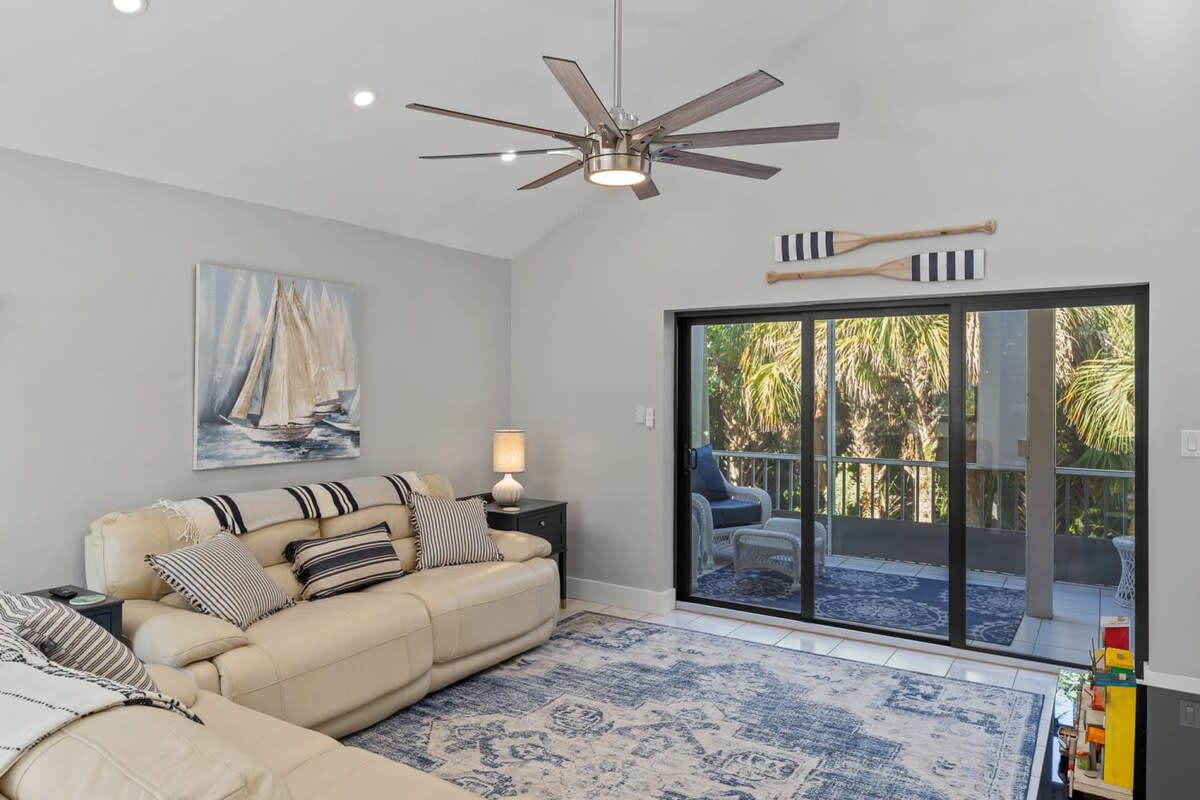 Townhome in Sanibel property photo 5