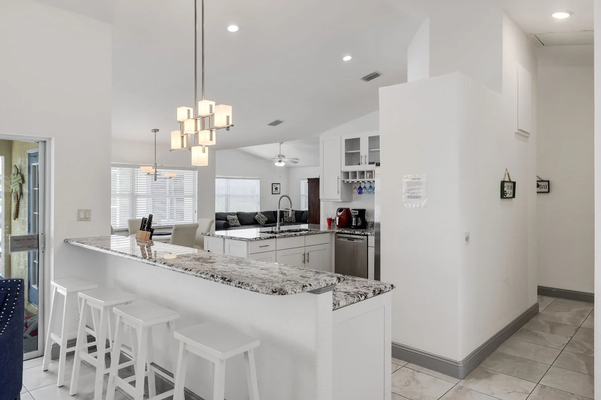 Home in Fort Myers property photo 3