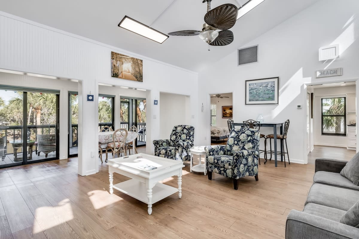 Home in Sanibel property photo 3