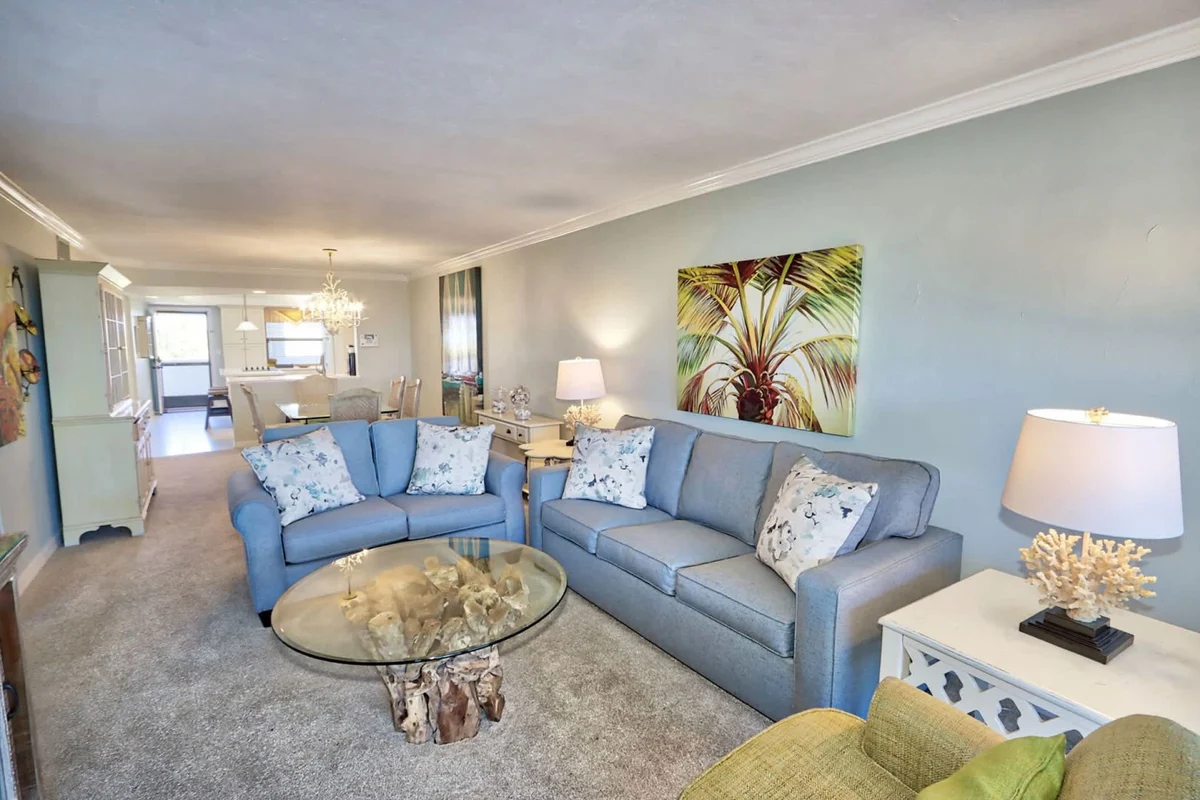 Home in Sanibel property photo 3