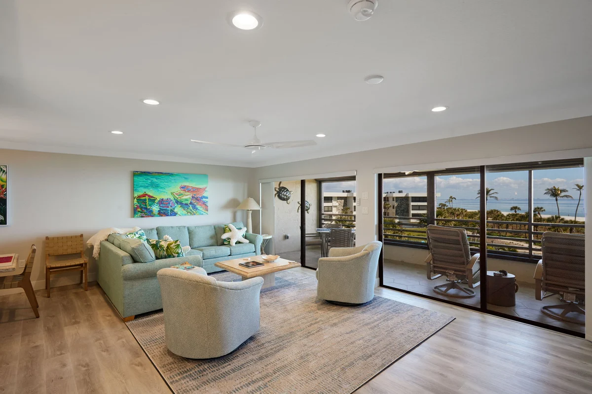 Apartment in Sanibel property photo 2