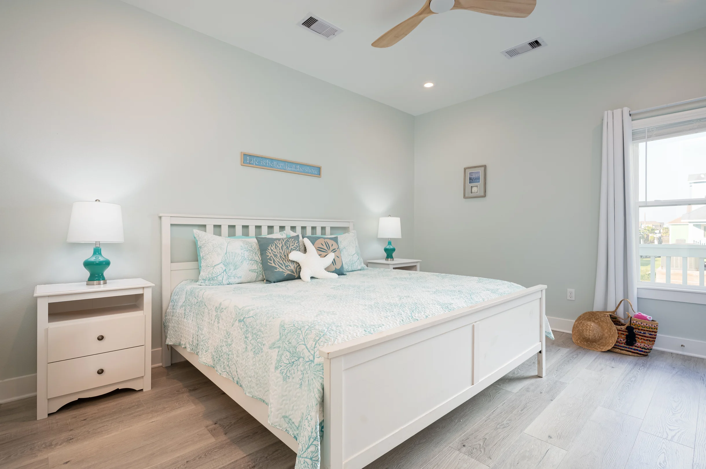 Wander Crystal Beach Dream #13