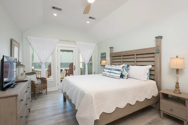 Bedroom 1 image 1