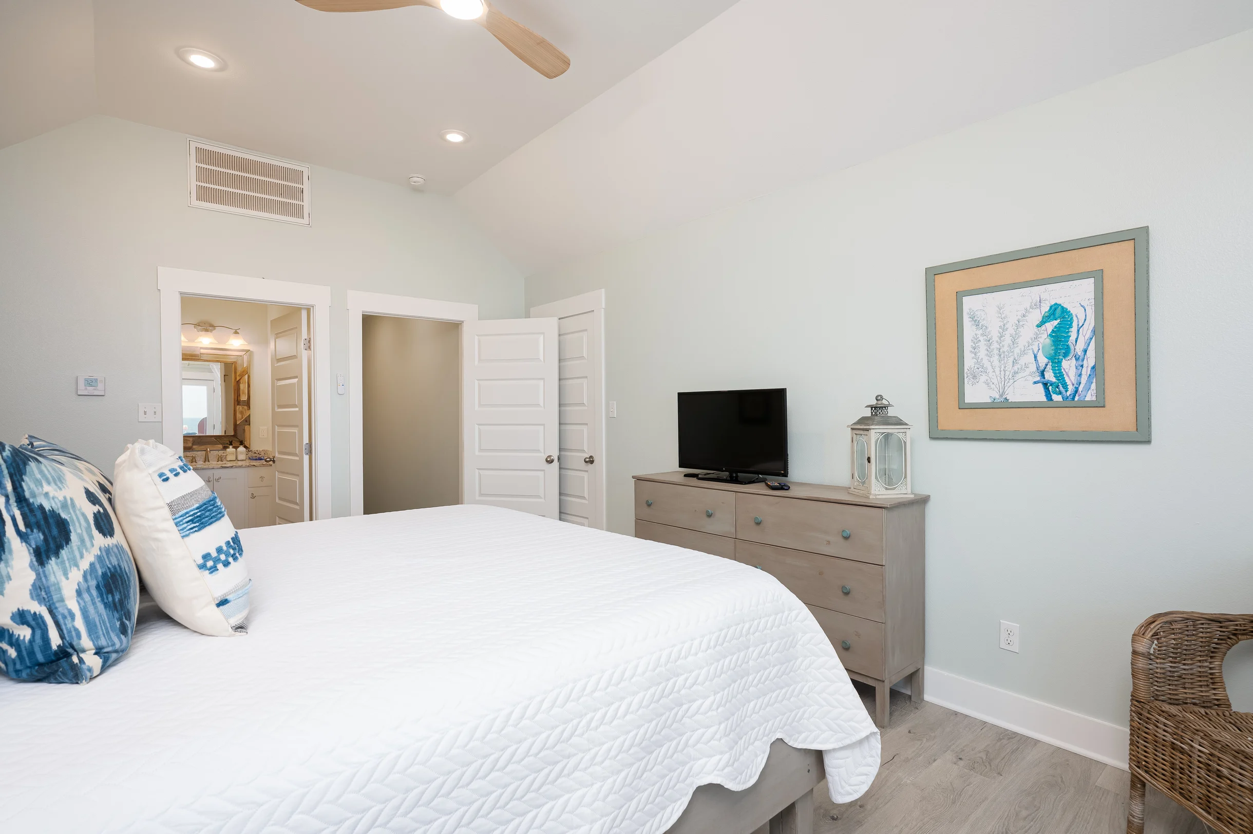 Wander Crystal Beach Dream #81