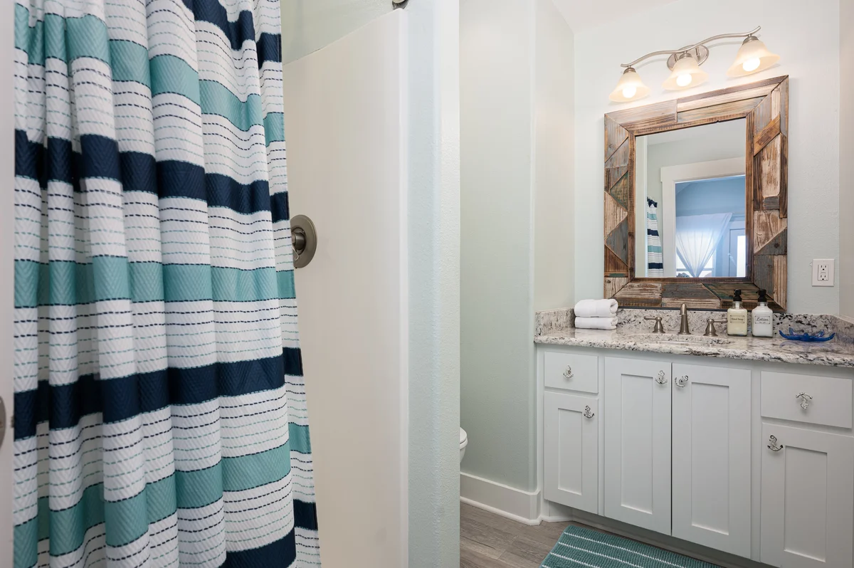 Wander Crystal Beach Dream