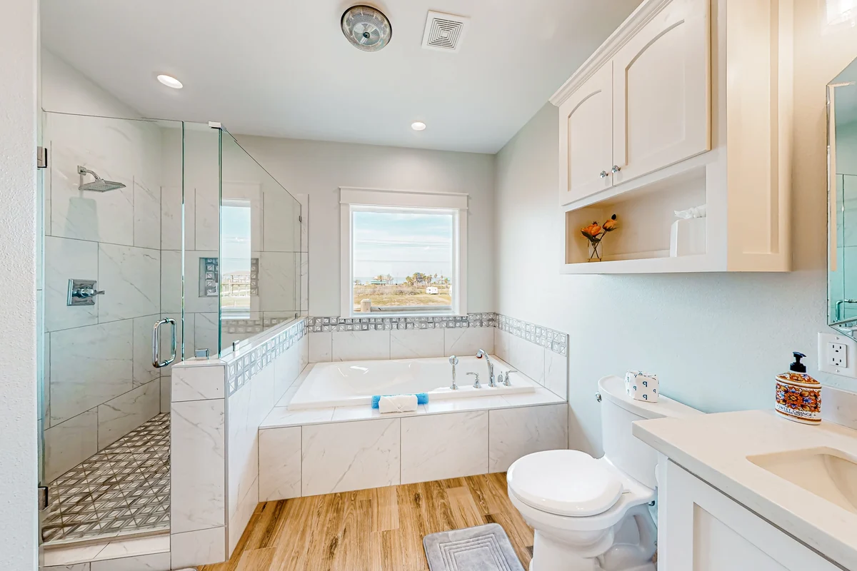 Wander Bolivar Peninsula Sands