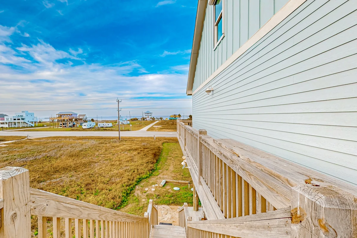 Wander Bolivar Peninsula Sands