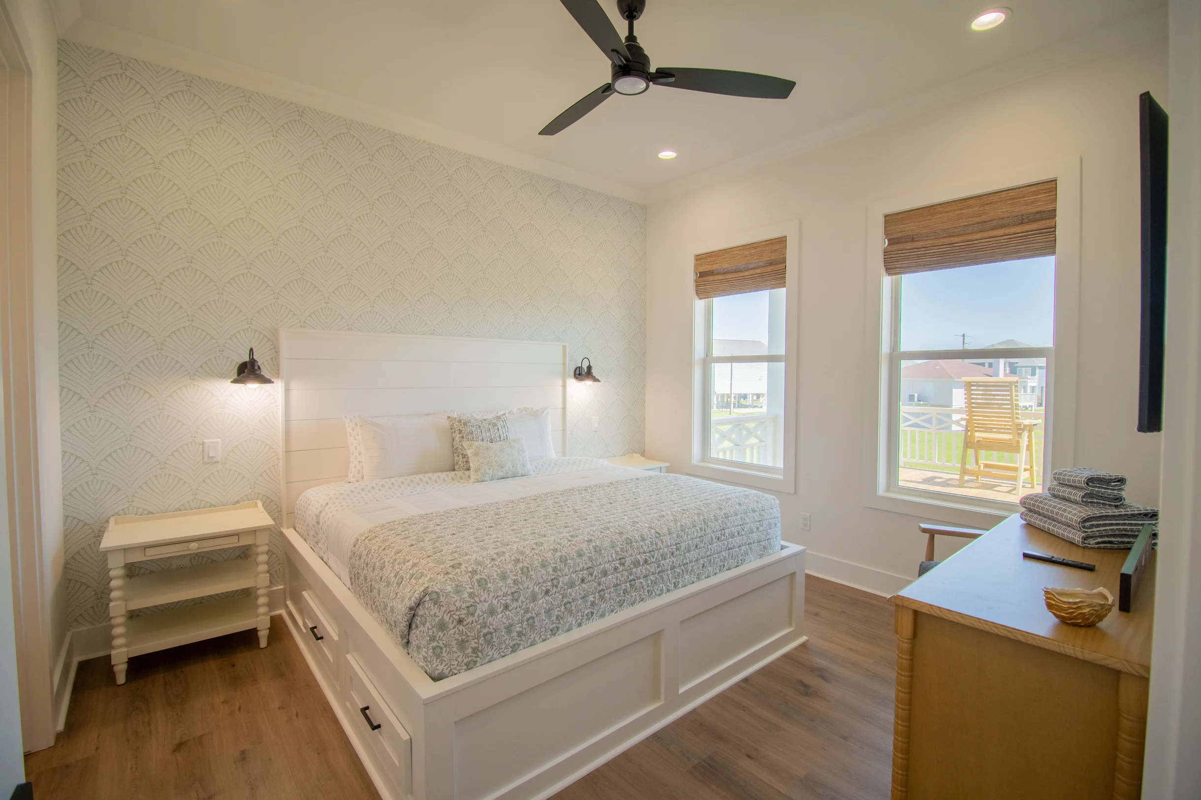 Wander Crystal Beach #15