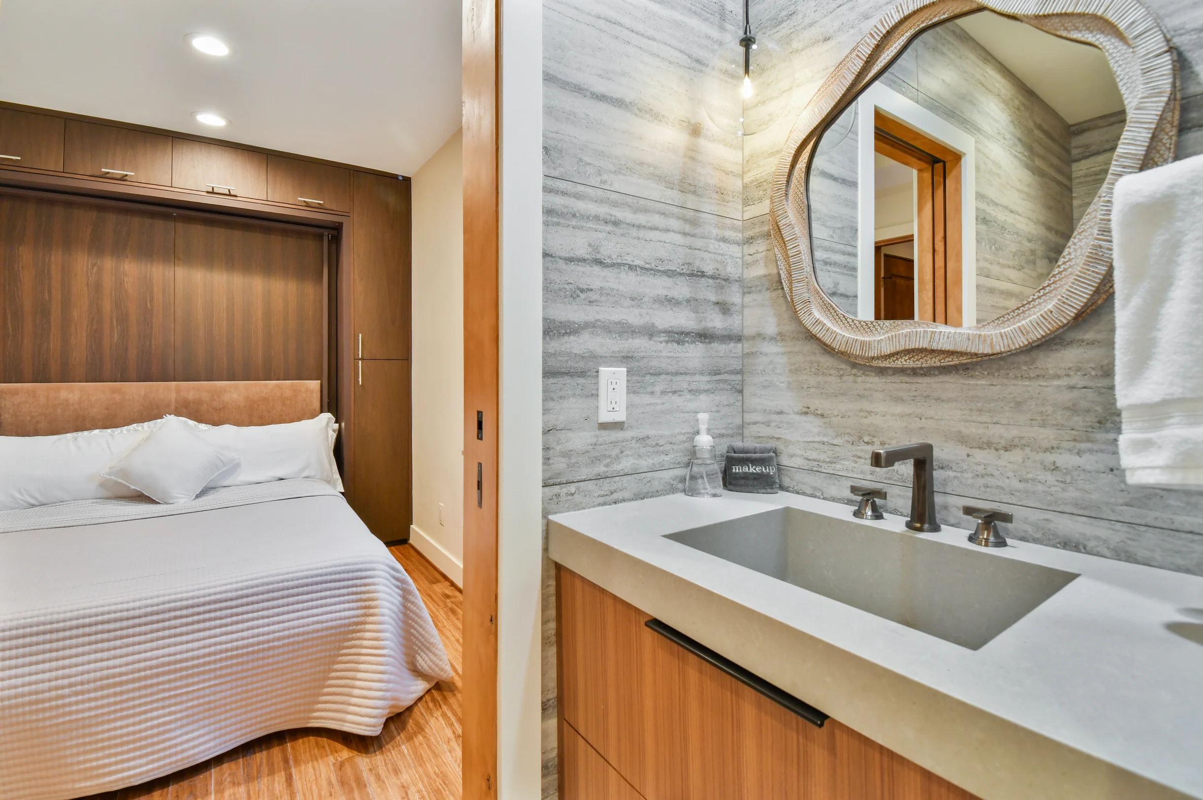Woodside House #18