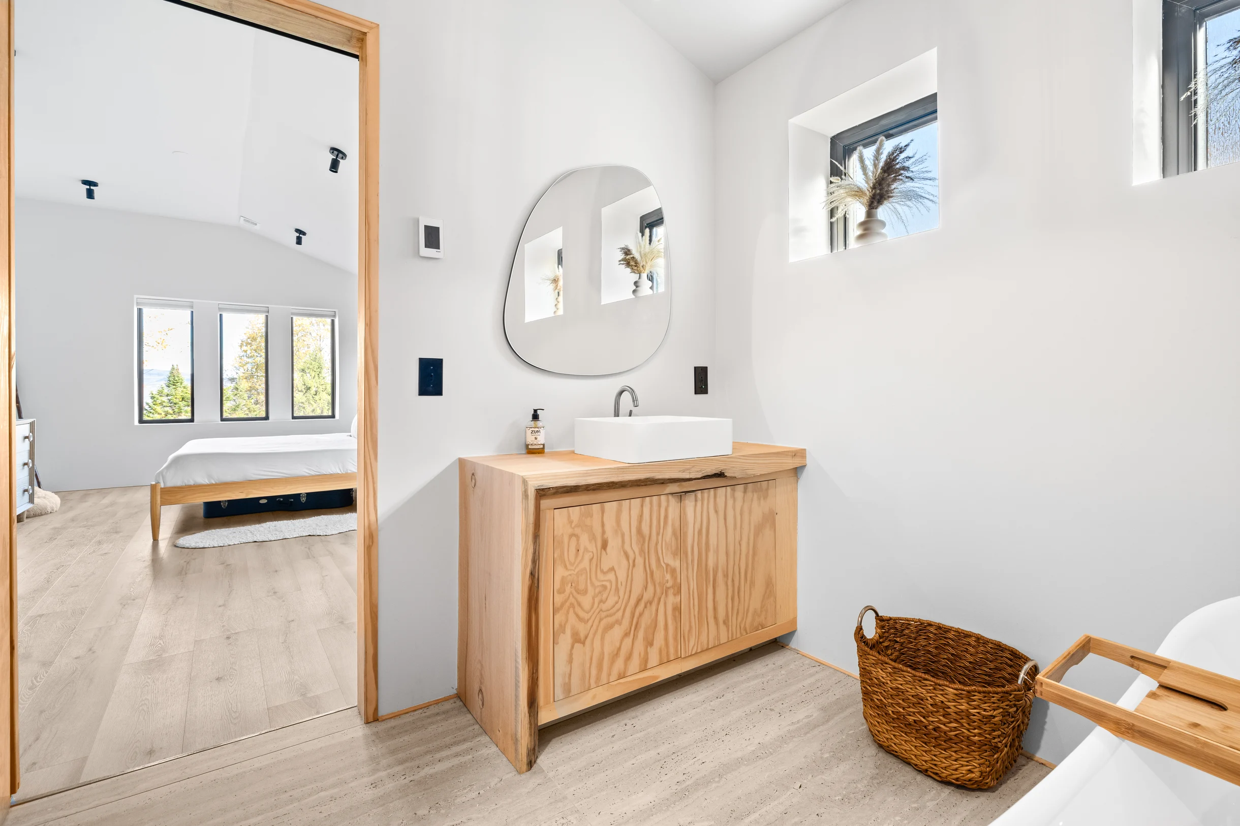 Wander Winhall Pines #33