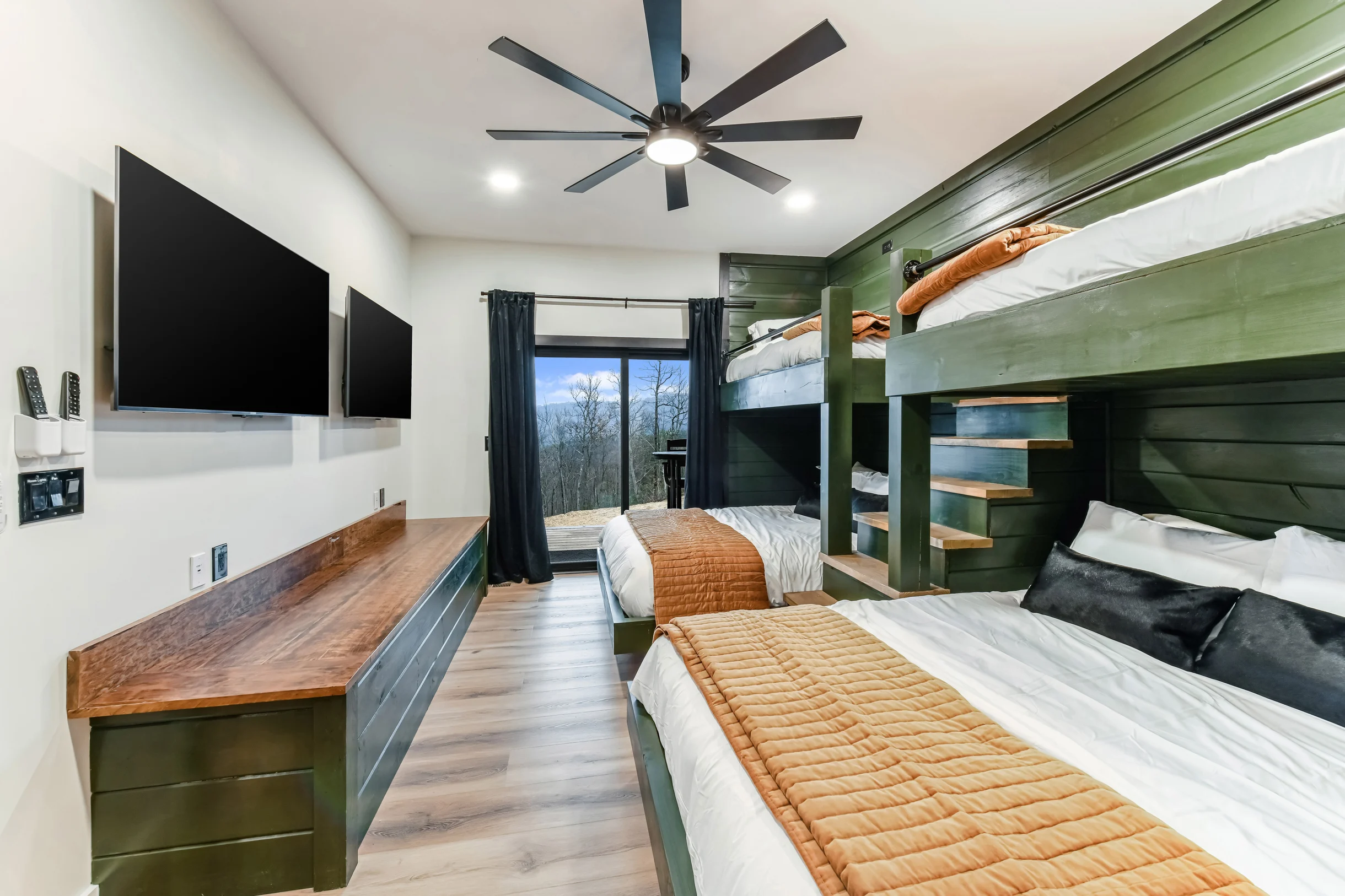 Wander Sevierville Pines #19