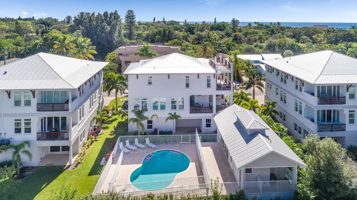 Wander Sarasota Cottage