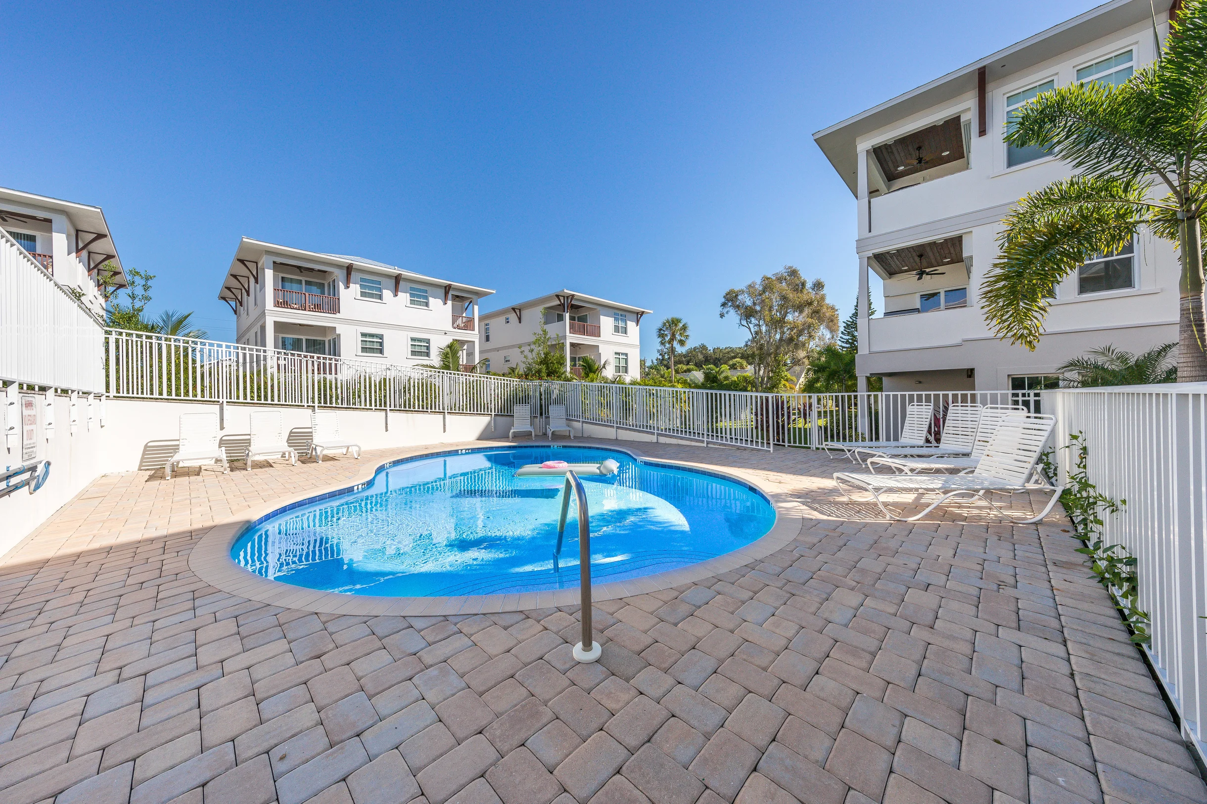 Wander Sarasota Cottage #17