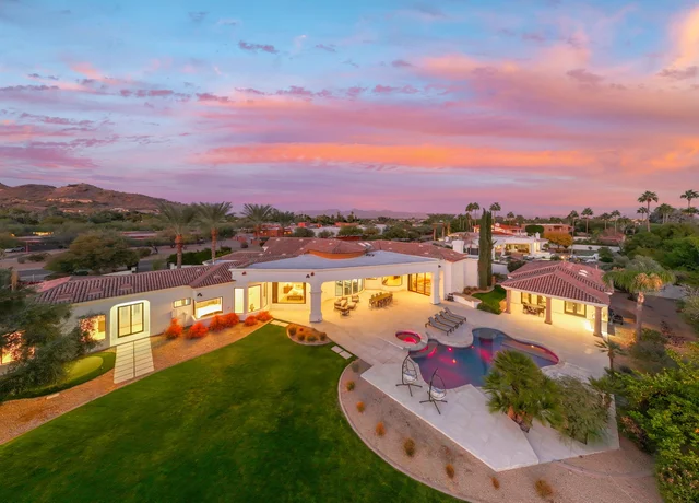 Wander Paradise Valley Camelback #5