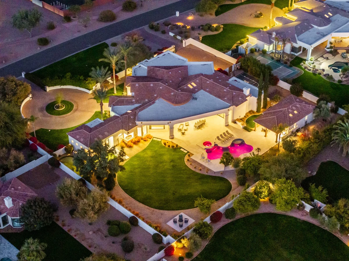 Wander Paradise Valley Camelback #16