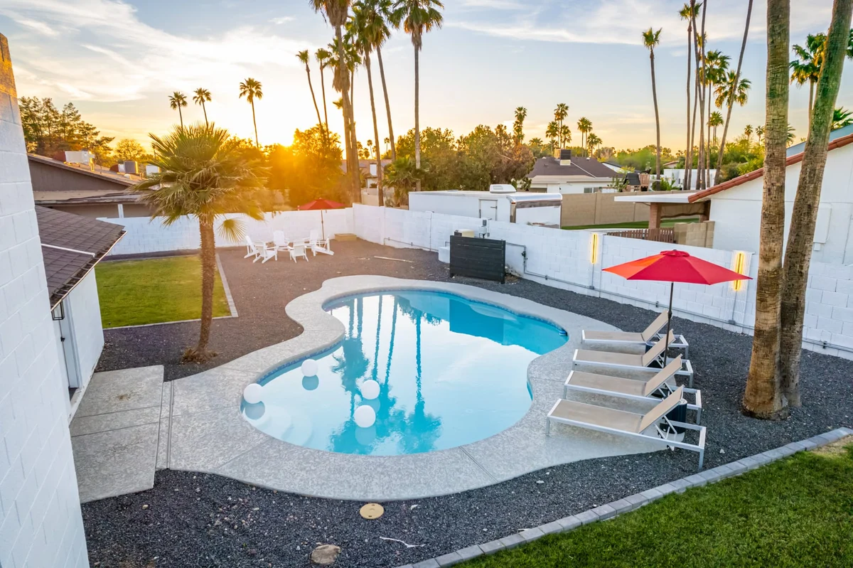 Home in Scottsdale property photo 3